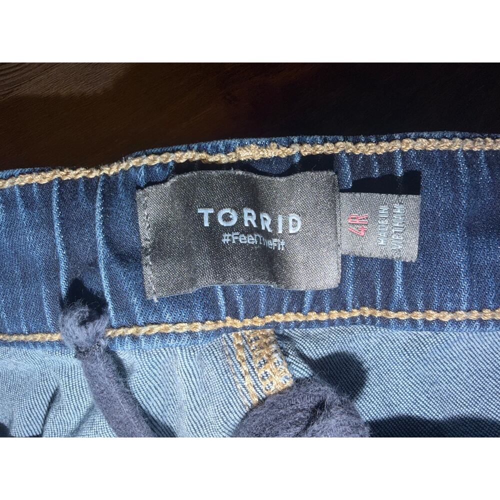 Torrid women’s boyfriend straight draw sting blue jeans - Picture 5 of 11